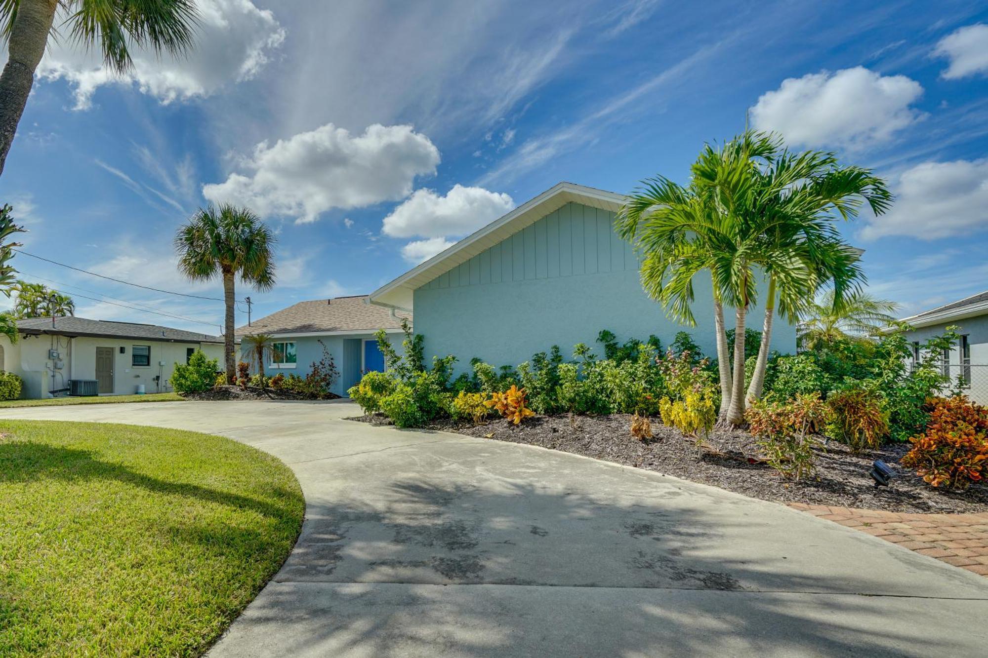 Beachy Cape Coral Home - Swim, Fish, Boat! エクステリア 写真